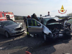 Falconara: incidente tra due autovetture sulla SS 76