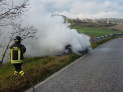 Incendio vettura a Filottrano