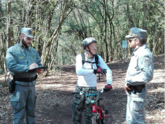 Controlli della Forestale nei confronti di un ciclista