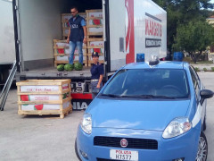 Controlli della Polizia al porto di Ancona