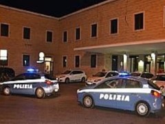 Polizia in piazza Rosselli, ad Ancona