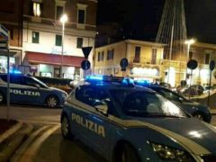 Polizia in piazza Ugo Bassi