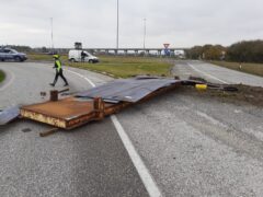 Perdita del carico di un tir a Falconara