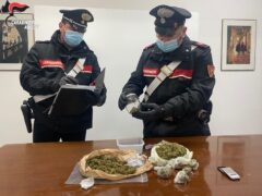 Arresto per spaccio di droga