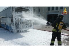 Marina di Montemarciano: incendio autobus