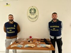 Droga sequestrata dalla Guardia di Finanza