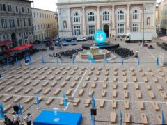 Bare in piazza del Popolo a Pesaro