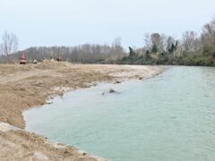 Riprofilatura dell'alveo del fiume Esino