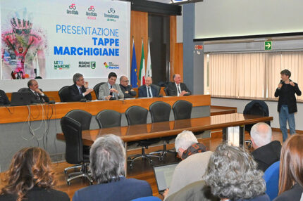 Presentazione tappe nelle Marche delle corse ciclistiche 2025